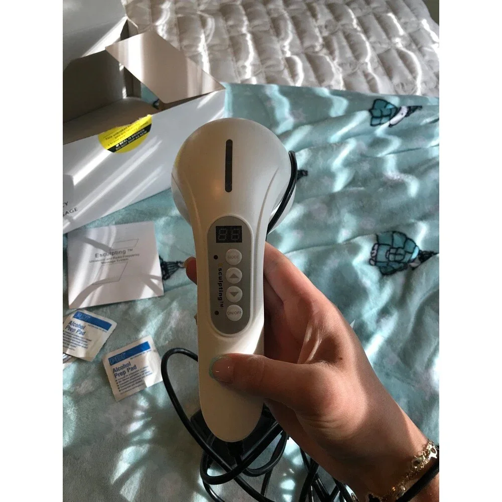 E sculpting body cavitation device